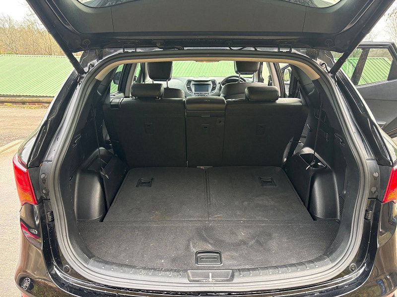 Hyundai Santa Fe 2.2 CRDi Blue Drive Premium SE SUV 5dr Diesel Auto 4WD Euro 6 (s/s) (7 Seat) (200 ps) 5dr Automatic 2026