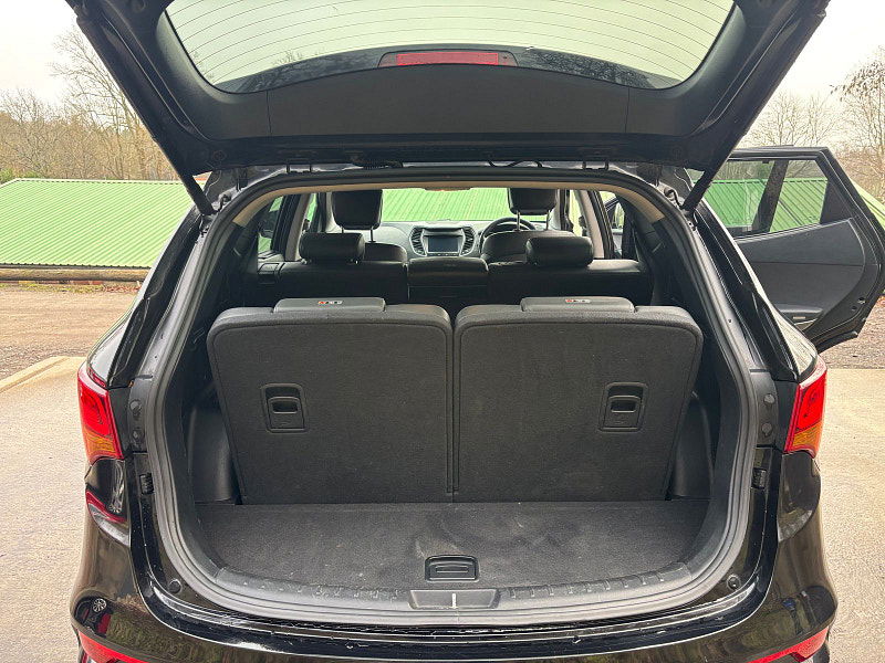 Hyundai Santa Fe 2.2 CRDi Blue Drive Premium SE SUV 5dr Diesel Auto 4WD Euro 6 (s/s) (7 Seat) (200 ps) 5dr Automatic 2026