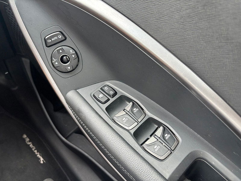 Hyundai Santa Fe 2.2 CRDi Blue Drive Premium SUV 5dr Diesel Auto 4WD Euro 6 (s/s) (200 ps) 5dr Automatic 2025