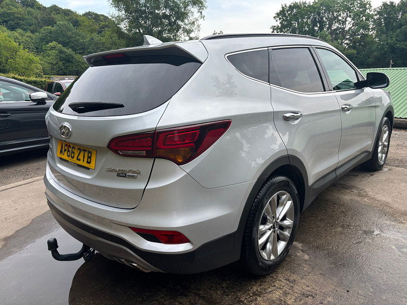 Hyundai Santa Fe 2.2 CRDi Blue Drive Premium SUV 5dr Diesel Auto 4WD Euro 6 (s/s) (200 ps) 5dr Automatic 2025