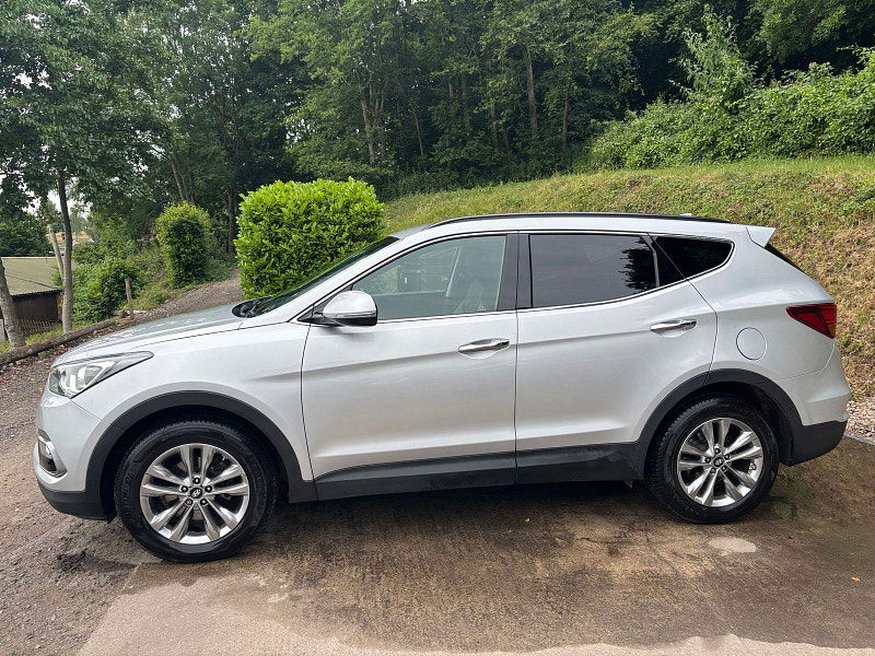 Hyundai Santa Fe 2.2 CRDi Blue Drive Premium SUV 5dr Diesel Auto 4WD Euro 6 (s/s) (200 ps) 5dr Automatic 2025