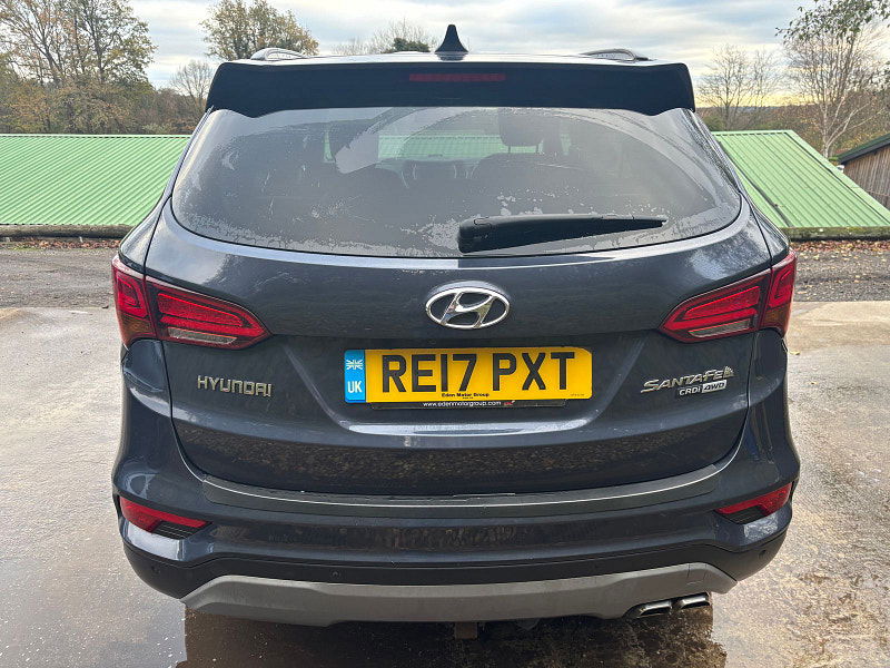 Hyundai Santa Fe 2.2 CRDi Blue Drive Premium SUV 5dr Diesel Manual 4WD Euro 6 (s/s) (200 ps) 5dr Manual 2025