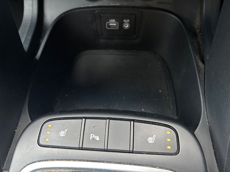 Hyundai Santa Fe 2.2 CRDi Blue Drive Premium SUV 5dr Diesel Manual 4WD Euro 6 (s/s) (200 ps) 5dr Manual 2025