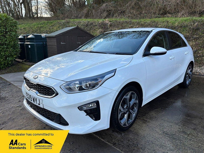 Kia Ceed 1.4 T-GDi 3 Hatchback 5dr Petrol DCT Euro 6 (s/s) (138 bhp) 5dr Automatic 2025