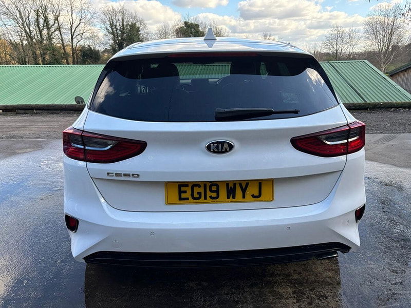Kia Ceed 1.4 T-GDi 3 Hatchback 5dr Petrol DCT Euro 6 (s/s) (138 bhp) 5dr Automatic 2025
