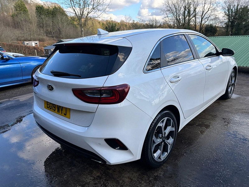 Kia Ceed 1.4 T-GDi 3 Hatchback 5dr Petrol DCT Euro 6 (s/s) (138 bhp) 5dr Automatic 2025