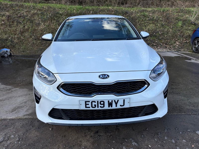 Kia Ceed 1.4 T-GDi 3 Hatchback 5dr Petrol DCT Euro 6 (s/s) (138 bhp) 5dr Automatic 2025