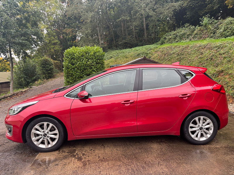 Kia Ceed 1.6 GDi 2 Hatchback 5dr Petrol Manual Euro 6 (s/s) (133 bhp) 5dr Manual 2025