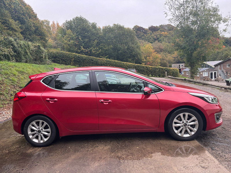 Kia Ceed 1.6 GDi 2 Hatchback 5dr Petrol Manual Euro 6 (s/s) (133 bhp) 5dr Manual 2025