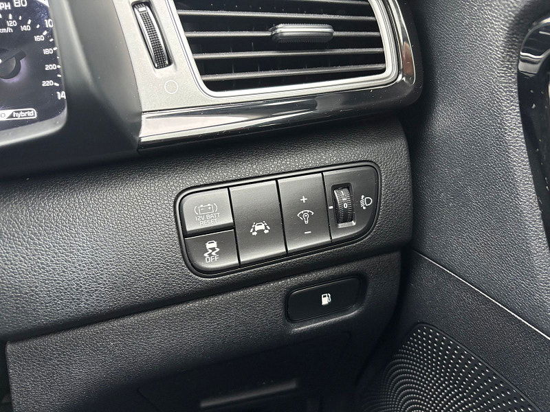 Kia Niro 1.6h GDi 3 SUV 5dr Petrol Hybrid DCT Euro 6 (s/s) ( 16in Alloy) (139 bhp) 5dr Automatic 2025