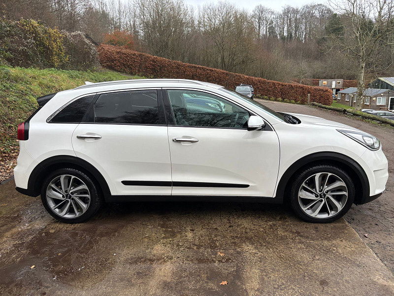 Kia Niro 1.6h GDi 3 SUV 5dr Petrol Hybrid DCT Euro 6 (s/s) ( 16in Alloy) (139 bhp) 5dr Automatic 2025