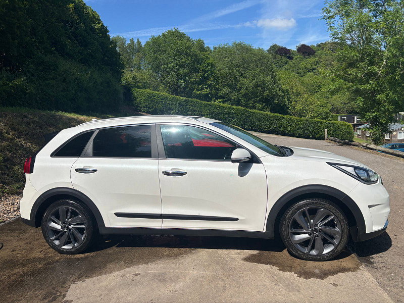 Kia Niro 1.6h GDi First Edition SUV 5dr Petrol Hybrid DCT Euro 6 (s/s) (139 bhp) 5dr Automatic 2026