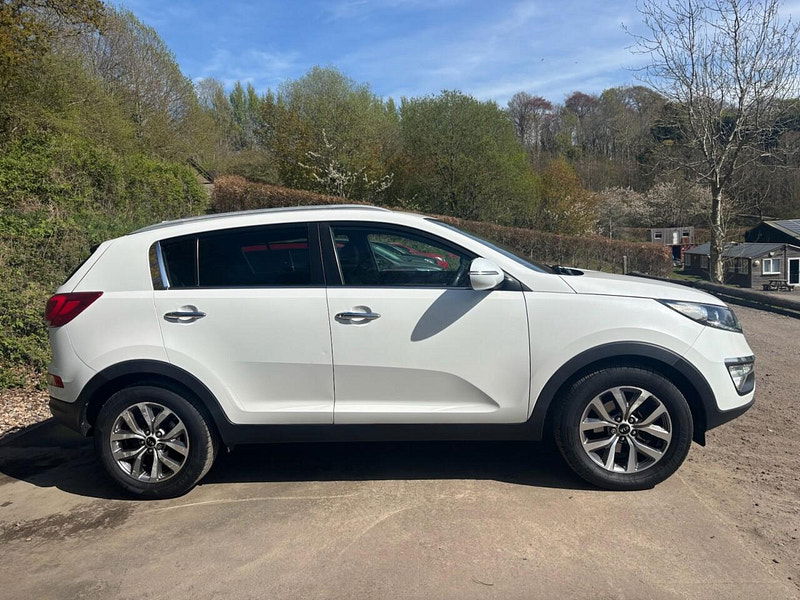 Kia Sportage 1.6 GDi EcoDynamics White Edition SUV 5dr Petrol Manual 2WD Euro 5 (s/s) (133 bhp) 5dr Manual 2025