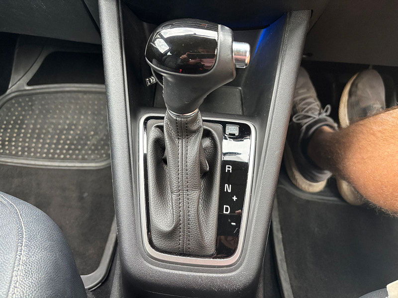 Kia Venga 1.6 3 MPV 5dr Petrol Auto Euro 6 (123 bhp) 5dr Automatic 2025