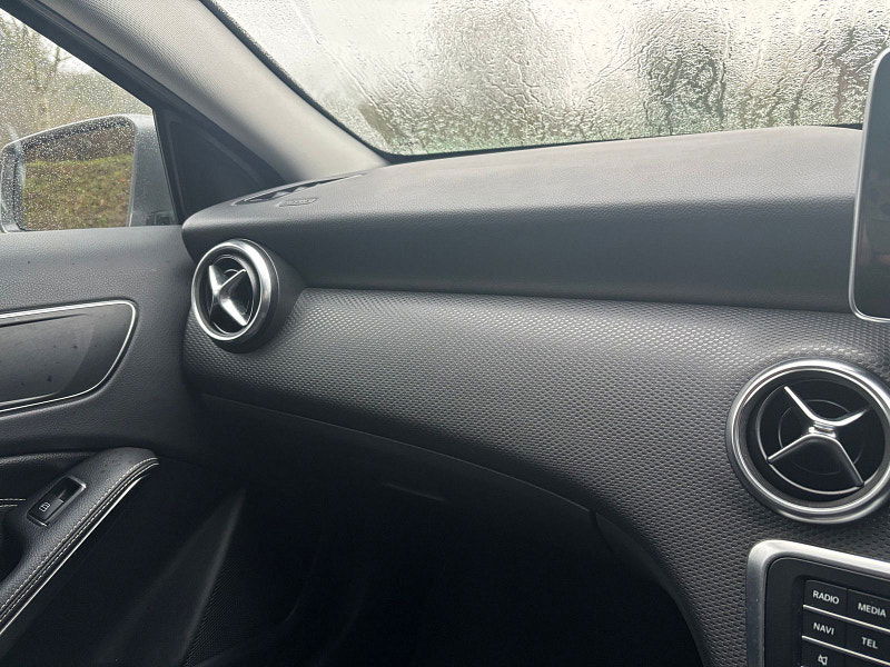 Mercedes-Benz A Class 1.6 A180 SE Hatchback 5dr Petrol 7G-DCT Euro 6 (s/s) (122 ps) 5dr Automatic 2026