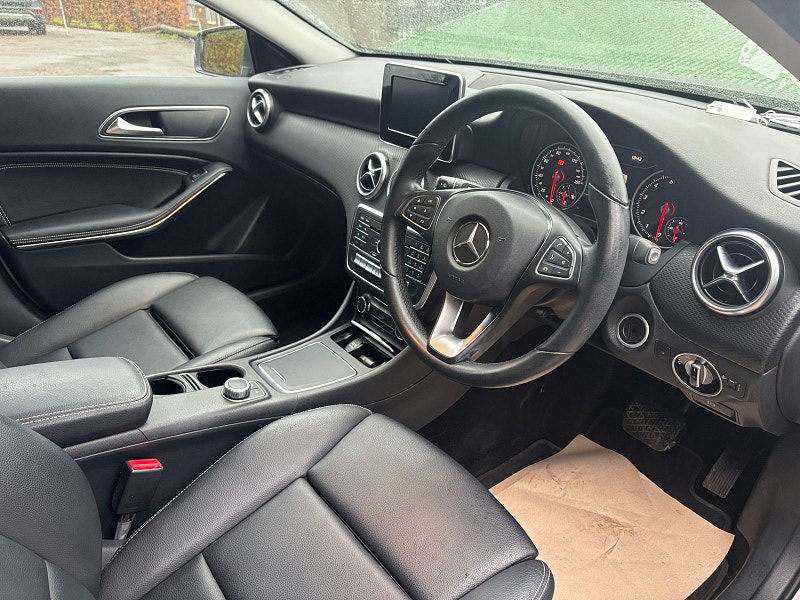 Mercedes-Benz A Class 1.6 A180 SE Hatchback 5dr Petrol 7G-DCT Euro 6 (s/s) (122 ps) 5dr Automatic 2026