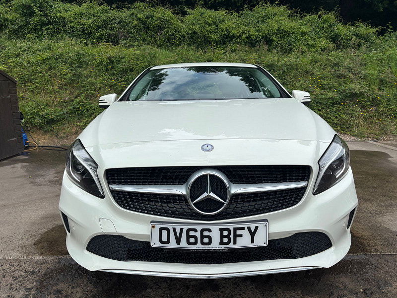 Mercedes-Benz A-CLASS 1.6 A200 Sport (Premium) Hatchback 5dr Petrol 7G-DCT Euro 6 (s/s) (156 ps) 5dr Automatic 2025
