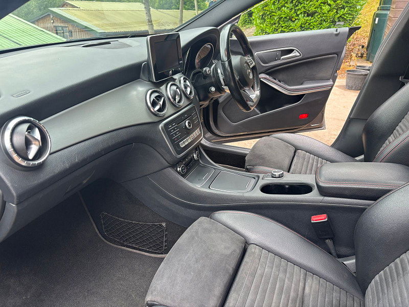 Mercedes-Benz CLA 2.1 CLA220d AMG Line Shooting Brake 5dr Diesel 7G-DCT Euro 6 (s/s) (177 ps) 5dr Automatic 2025
