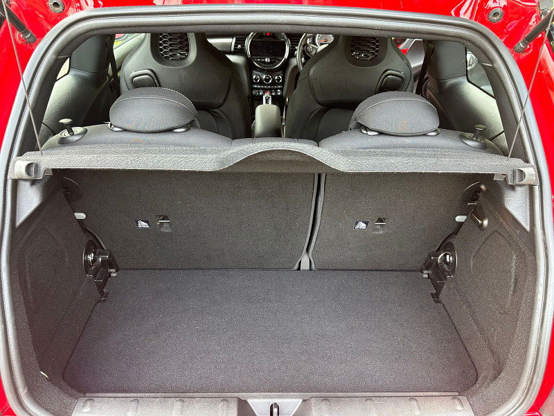 MINI Hatch 2.0 Cooper S Hatchback 3dr Petrol Steptronic Euro 6 (s/s) (192 ps) 3dr Automatic 2025