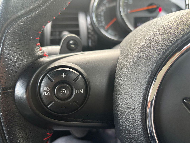 MINI Hatch 2.0 Cooper S Hatchback 3dr Petrol Steptronic Euro 6 (s/s) (192 ps) 3dr Automatic 2025