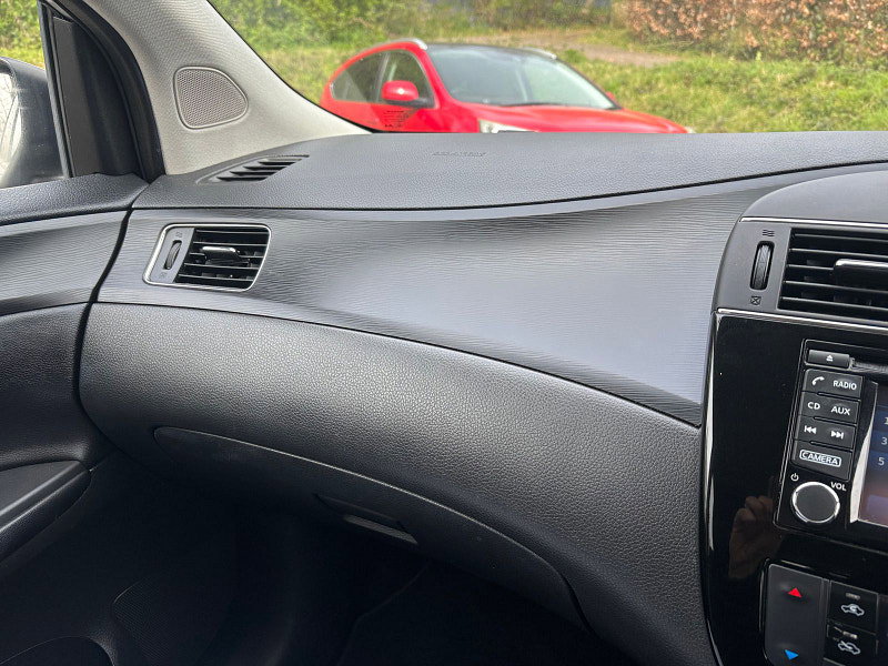 Nissan Pulsar 1.5 dCi N-Connecta Hatchback 5dr Diesel Manual Euro 6 (s/s) (110 ps) 5dr Manual 2026