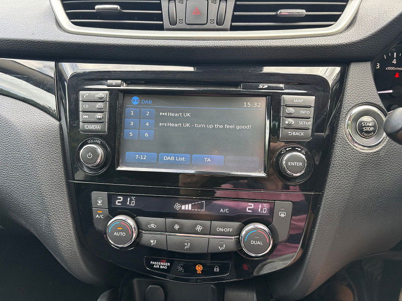Nissan Qashqai 1.2 DIG-T N-Connecta SUV 5dr Petrol Manual 2WD Euro 6 (s/s) (115 ps) 5dr Manual 2025