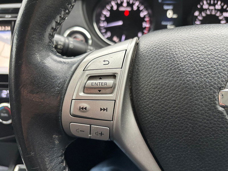 Nissan Qashqai 1.2 DIG-T N-Connecta SUV 5dr Petrol Manual 2WD Euro 6 (s/s) (115 ps) 5dr Manual 2025