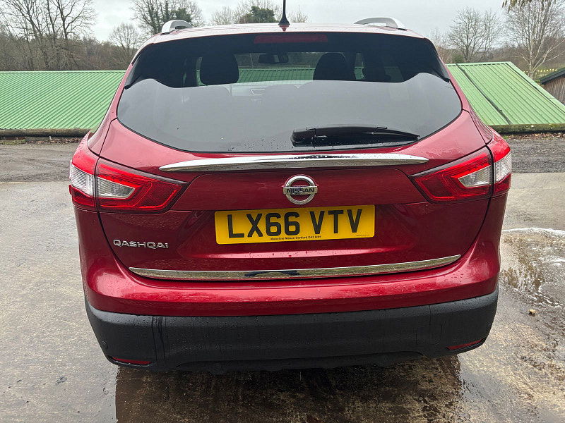 Nissan Qashqai 1.2 DIG-T N-Connecta SUV 5dr Petrol Manual 2WD Euro 6 (s/s) (115 ps) 5dr Manual 2026