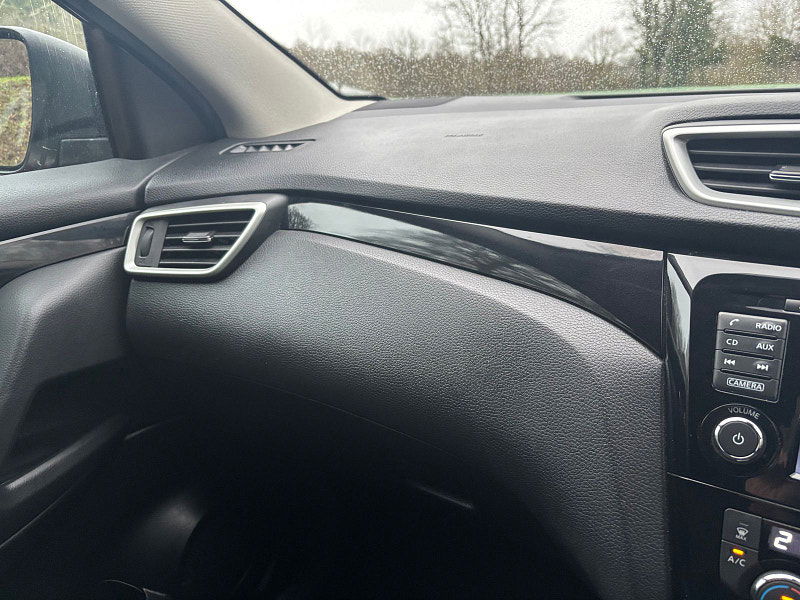 Nissan Qashqai 1.2 DIG-T N-Connecta SUV 5dr Petrol Manual 2WD Euro 6 (s/s) (115 ps) 5dr Manual 2026