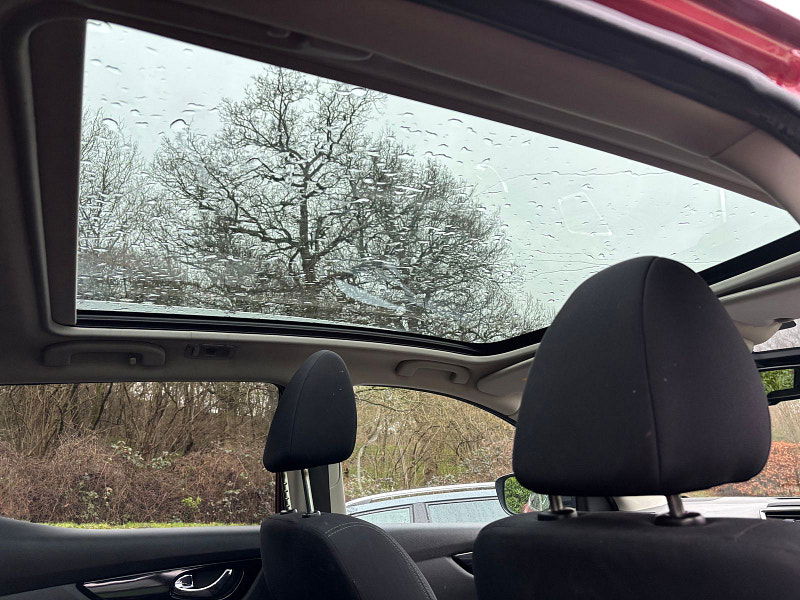 Nissan Qashqai 1.2 DIG-T N-Connecta SUV 5dr Petrol Manual 2WD Euro 6 (s/s) (115 ps) 5dr Manual 2026