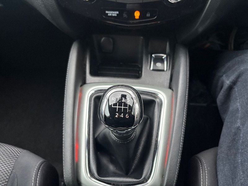 Nissan Qashqai 1.2 DIG-T N-Connecta SUV 5dr Petrol Manual 2WD Euro 6 (s/s) (115 ps) 5dr Manual 2026