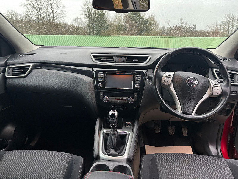 Nissan Qashqai 1.2 DIG-T N-Connecta SUV 5dr Petrol Manual 2WD Euro 6 (s/s) (115 ps) 5dr Manual 2026