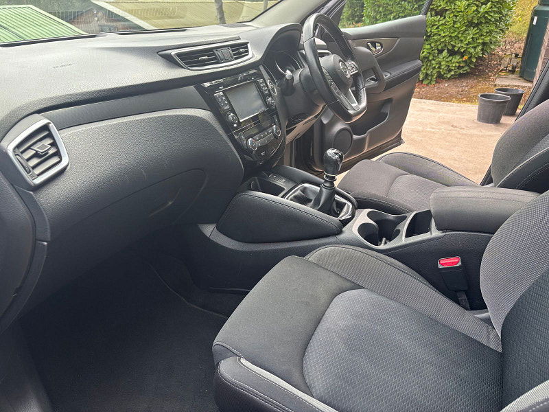 Nissan Qashqai 1.2 DIG-T N-Connecta SUV 5dr Petrol Manual Euro 6 (s/s) (115 ps) 5dr Manual 2025