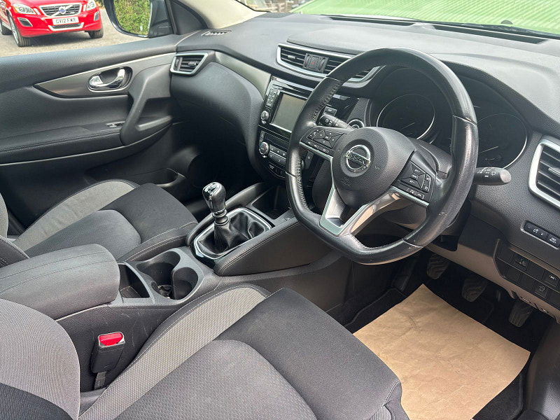Nissan Qashqai 1.2 DIG-T N-Connecta SUV 5dr Petrol Manual Euro 6 (s/s) (115 ps) 5dr Manual 2025