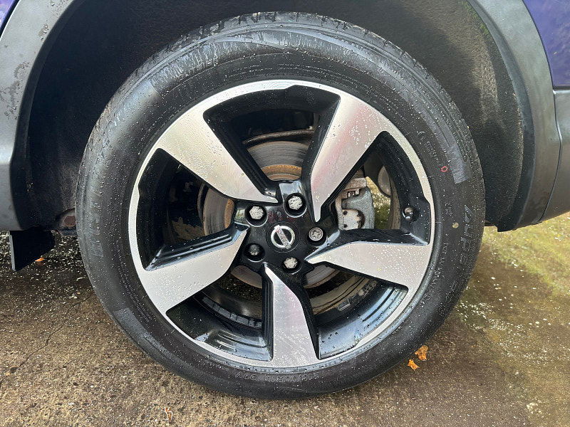 Nissan Qashqai 1.2 DIG-T N-Vision SUV 5dr Petrol Manual 2WD Euro 6 (s/s) (115 ps) 5dr Manual 2025
