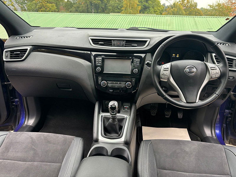 Nissan Qashqai 1.2 DIG-T N-Vision SUV 5dr Petrol Manual 2WD Euro 6 (s/s) (115 ps) 5dr Manual 2025