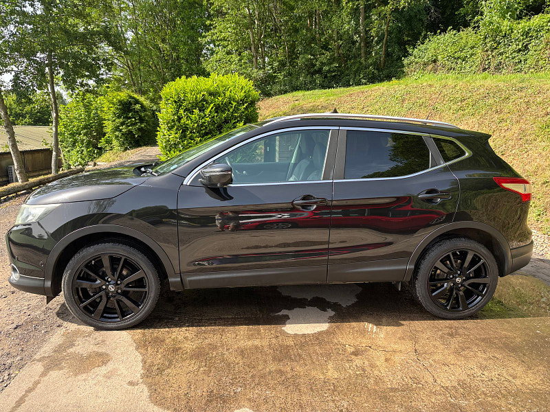 Nissan Qashqai 1.2 DIG-T Tekna SUV 5dr Petrol Manual 2WD Euro 5 (s/s) (115 ps) 5dr Manual 2026