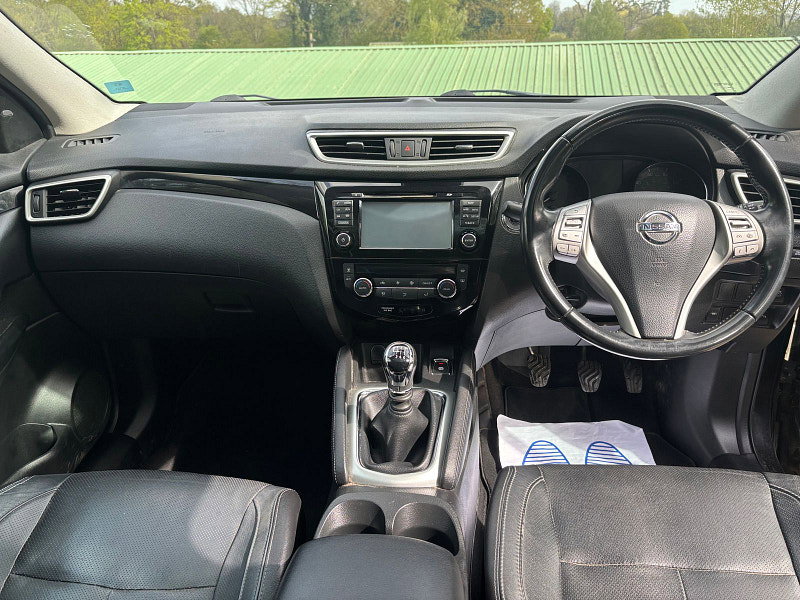 Nissan Qashqai 1.2 DIG-T Tekna SUV 5dr Petrol Manual 2WD Euro 5 (s/s) (115 ps) 5dr Manual 2026