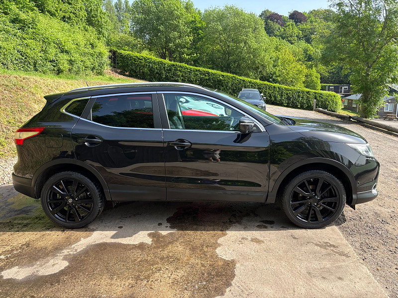 Nissan Qashqai 1.2 DIG-T Tekna SUV 5dr Petrol Manual 2WD Euro 5 (s/s) (115 ps) 5dr Manual 2026