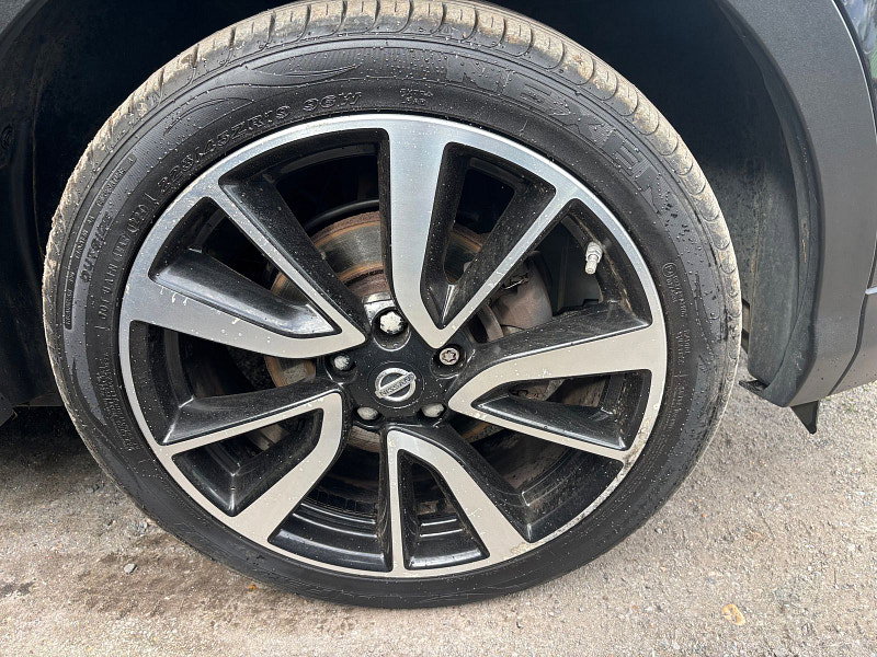 Nissan Qashqai 1.2 DIG-T Tekna SUV 5dr Petrol Manual 2WD Euro 5 (s/s) (115 ps) 5dr Manual 2026