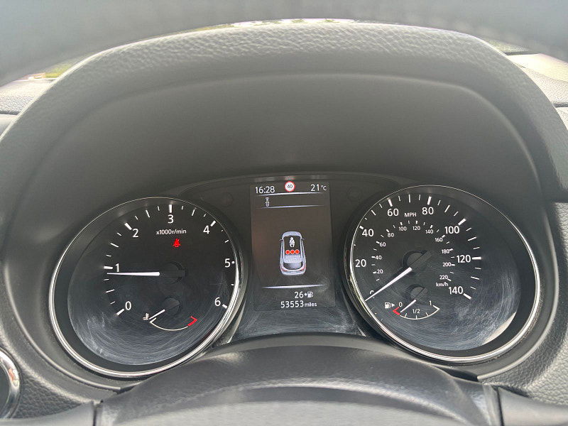 Nissan Qashqai 1.5 dCi N-Connecta SUV 5dr Diesel Manual 2WD Euro 6 (s/s) (110 ps) 5dr Manual 2025