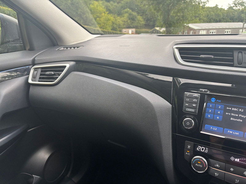 Nissan Qashqai 1.5 dCi N-Connecta SUV 5dr Diesel Manual 2WD Euro 6 (s/s) (110 ps) 5dr Manual 2025