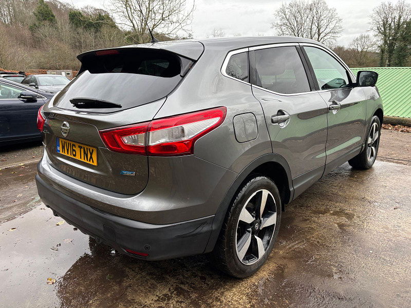 Nissan Qashqai 1.5 dCi N-Connecta SUV 5dr Diesel Manual 2WD Euro 6 (s/s) (110 ps) 5dr Manual 2025