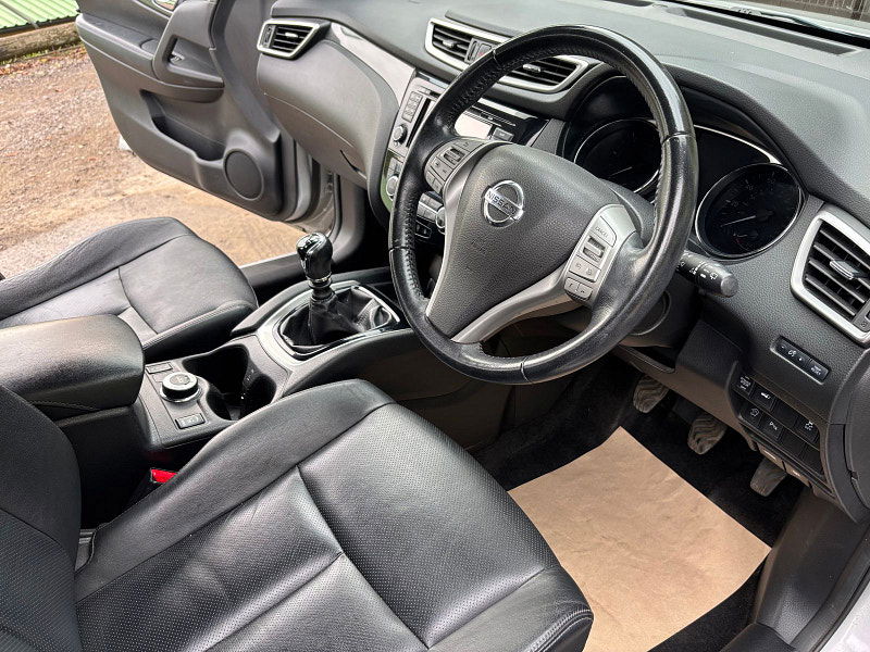 Nissan X-Trail 1.6 dCi Tekna SUV 5dr Diesel Manual 4WD Euro 5 (s/s) (130 ps) 5dr Manual 2025