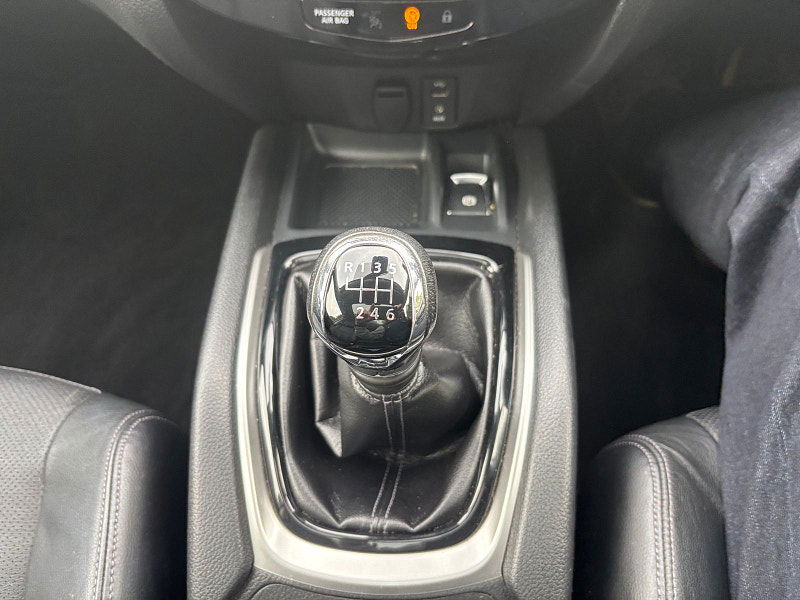 Nissan X-Trail 1.6 dCi Tekna SUV 5dr Diesel Manual Euro 6 (s/s) (130 ps) 5dr Manual 2025