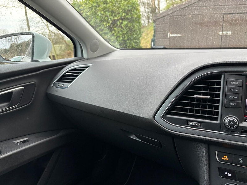 Seat Leon 1.4 TSI FR Technology Hatchback 5dr Petrol Manual Euro 6 (s/s) (125 ps) 5dr Manual 2025