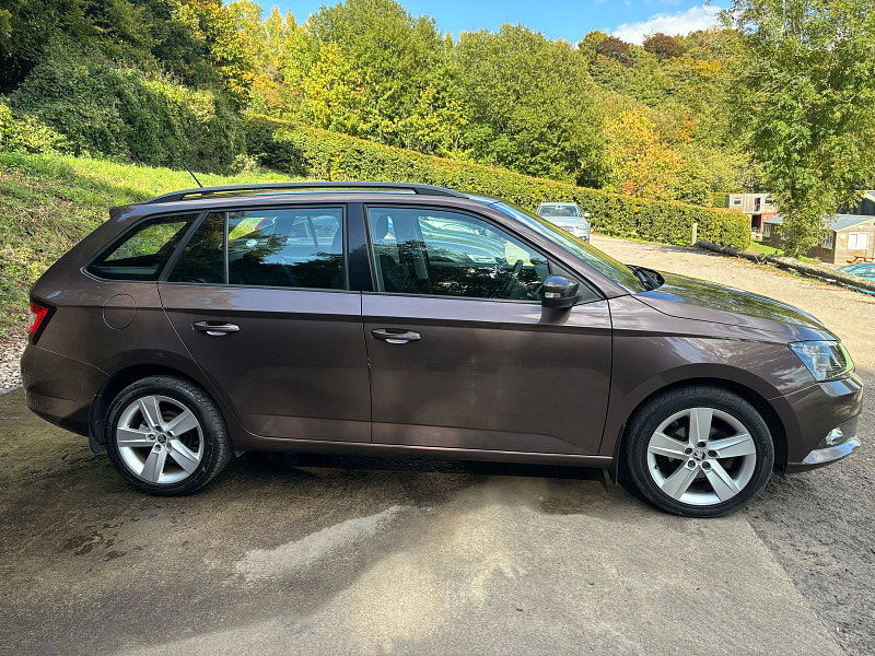 Skoda Fabia 1.2 TSI SE L Estate 5dr Petrol Manual Euro 6 (s/s) (90 ps) 5dr Manual 2025