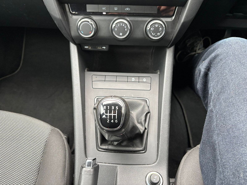 Skoda Octavia 1.2 TSI S Estate 5dr Petrol Manual Euro 5 (s/s) (105 ps) 5dr Manual 2026