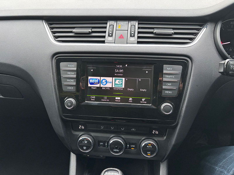 Skoda Octavia 1.4 TSI SE L Hatchback 5dr Petrol Manual Euro 6 (s/s) (150 ps) 5dr Manual 2026