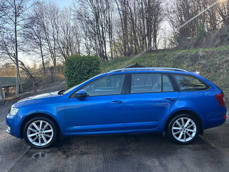 Skoda Octavia 1.6 TDI Elegance Estate 5dr Diesel DSG Euro 5 (s/s) (105 ps) 5dr Automatic 2025